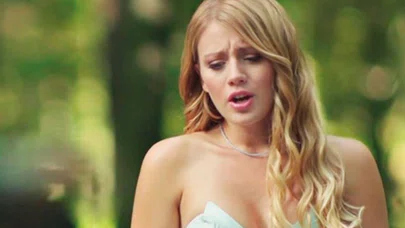 Alkolün dozunu kaçıran Gizem Karaca otelden kovuldu