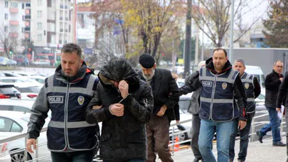 Abdest alan adamın cebinden 8 bin TL çaldılar