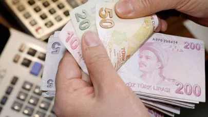 Türk-İş Başkanı Ergün Atalay: Asgari Ücret Zammı Kırmızı Çizgimiz