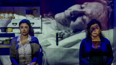 Derya Alabora ve Deniz Çakır'dan harika bir performans