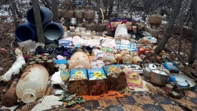 Teröristlerin 5 odalı sığınağı imha edildi