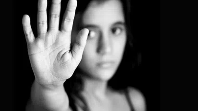 17 Yaşındaki Kız Çocuğunu Fuhşa Zorlayan Kadın Yakalandı