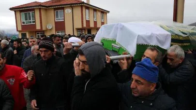 Şevval son yolculuğuna uğurlandı