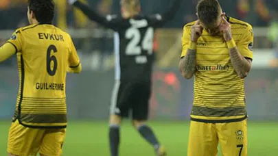 Ömer Şişmanoğlu'ndan tribünlere sessiz protesto