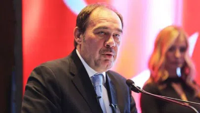 TFF'de sürpriz istifa