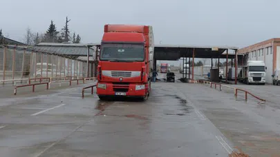 Öncüpınar Gümrük Kapısı yeniden açıldı.