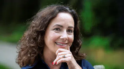 Hollanda camilere gözünü dikti