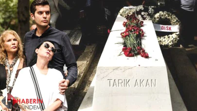 Tarık Akan anıldı