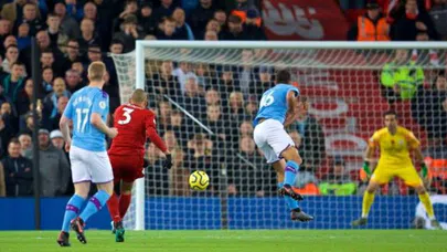 Liverpool derbide galip: 3-1