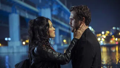 Çukur'da olay yaratan öpüşme sahnesi