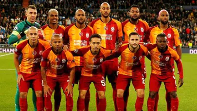 Galatasaraylı futbolculara şerefsiz söylemi
