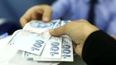 Çalışan annelere 1300 lira destek