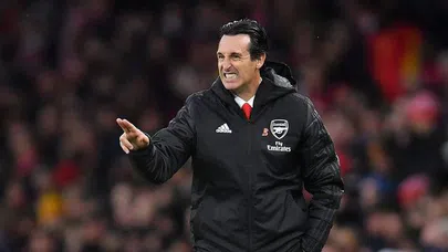 Arsenal'de Unai Emery kovuldu