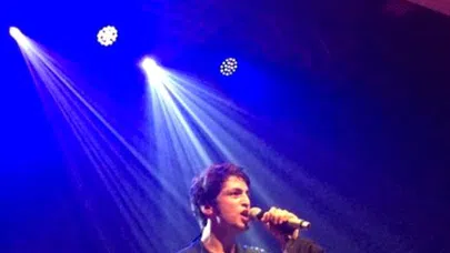 Taner Ölmez Ankara'da konser verdi