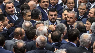 Meclis'te 15 Temmuz kavgası