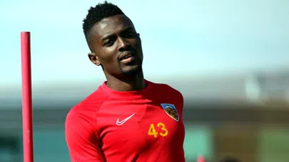 Beşiktaş'tan Mensah yalanlaması