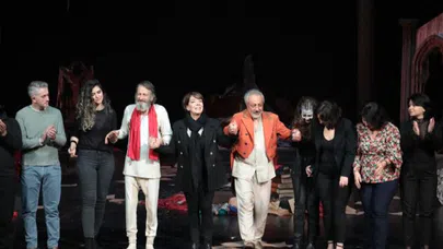 'Kuğunun Şarkısı' İstanbul Seyircisiyle Buluştu.