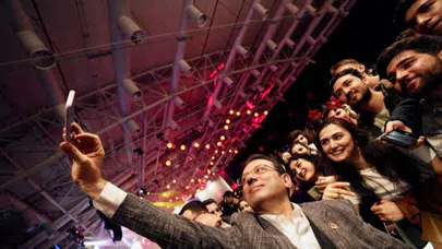 İmamoğlu Yenikapı'da Gençlerle Buluştu