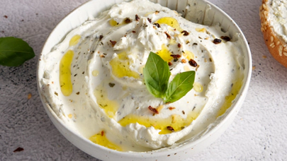 Gece Tüketilen Zeytinyağlı Yoğurdun Sağlığa Katkıları