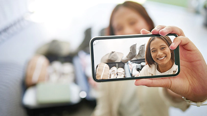 Katlanabilir iPhone Rüyası Şimdilik Ertelendi