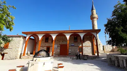 Müslümanlıkta İbadetin Önemi, Ezan ve Namaz
