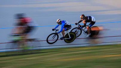 Bisikletin İzinde, Pedalların Ardındaki Tarih