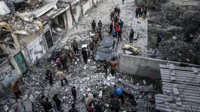 Gazze'ye Ramazan'ın İlk Gününde Ölüm Yağdı