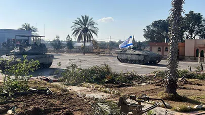 İsrail Refah Sınır Kapısı Kontrolünü Ele Geçirdi