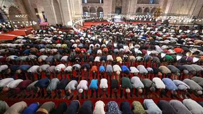 Türkiye'de Kurban Bayramı Namazı Saatleri Açıklandı