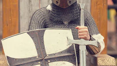 Küresel Arkeolojik Keşifler, Efsaneler ve gerçek tarih