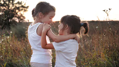 Dostluğun Özündeki Gerçek Değer, Nadide Bir Hazine mi?