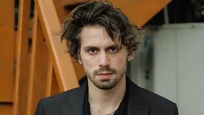 Yalı Çapkını'nın Ardından Yeni Projesiyle Geri Dönüyor