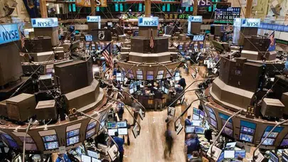 New York Borsası Haftaya Düşüşle Başladı