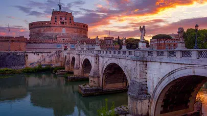 Roma, Aşkın Tarihle Buluştuğu Büyülü Şehir