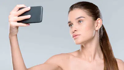 Selfie Kültürü ve Estetik Cerrahi