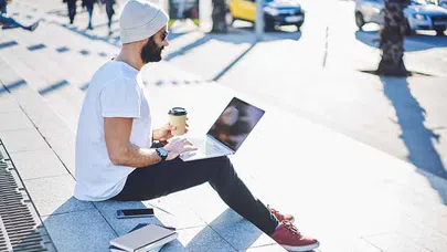 Serbest Çalışma Dünyasında Avantajlar ve Zorluklar