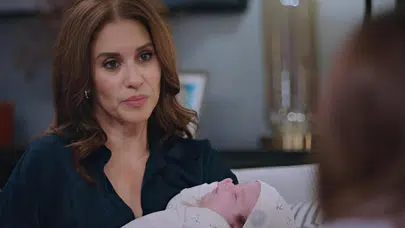 “Kızılcık Şerbeti”nde Bebek Üzerindeki Mücadele Kızışıyor