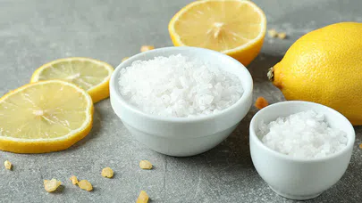 Ahşap Kesme Tahtalarını Doğal Yolla Temizleyin