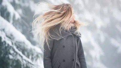 Soğuk Havalarda Saçlarınızı Koruyun