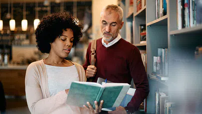 Gelişim Kitapları ile Hayatınızı Dönüştürmenin 4 Yolu