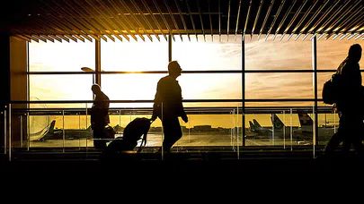 Yurt Dışına Çıkış Harcı Zamlandı, Dijital Dönem Başlıyor