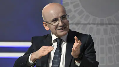 Bakan Şimşek, Vergi ve Rezerv Artışını Değerlendirdi