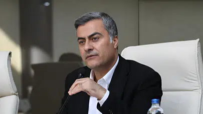 Van Büyükşehir Belediye Başkanı Görevden Uzaklaştırıldı