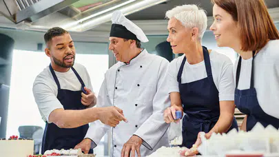 Yiyecek ve İçeceklerin Profilini Geliştiren Uzmanlar