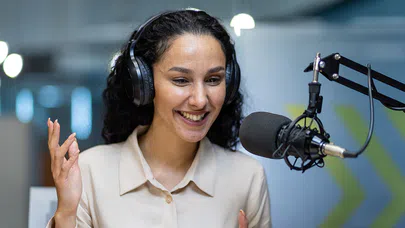 Dinleyicileri Ekrana Kilitleyen Sesler