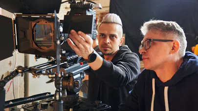 Beyaz Perdenin Ardındaki Serüven: Yönetmenlerin Yolculuğu