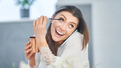 Kirpiklerine İyi Bak: Bakışların Gücünü Keşfet