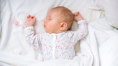 Bebeklerde Uyku Düzeni Oluşturmanın Püf Noktaları