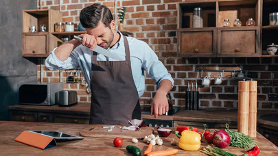 Sağlıklı Mutfak İçin Kaçınmanız Gereken Pişirme Alışkanlıkları