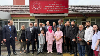 Kemal Memişoğlu ve Ömer Bolat’tan huzurevi ziyareti